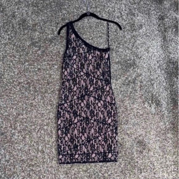 One shoulder lace floral bandage dress size M/L - Picture 1 of 2